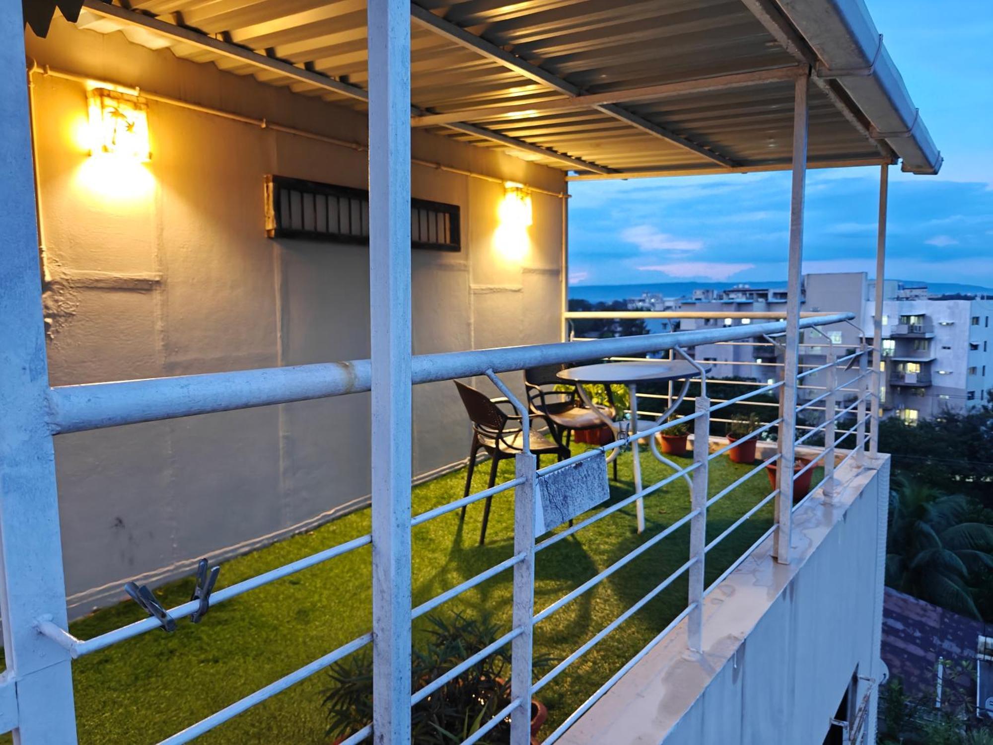 Chandralok Service Apartments Kolhapur Exterior photo