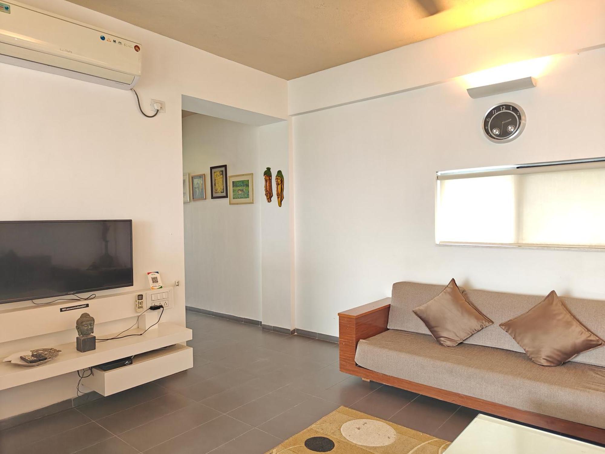 Chandralok Service Apartments Kolhapur Exterior photo