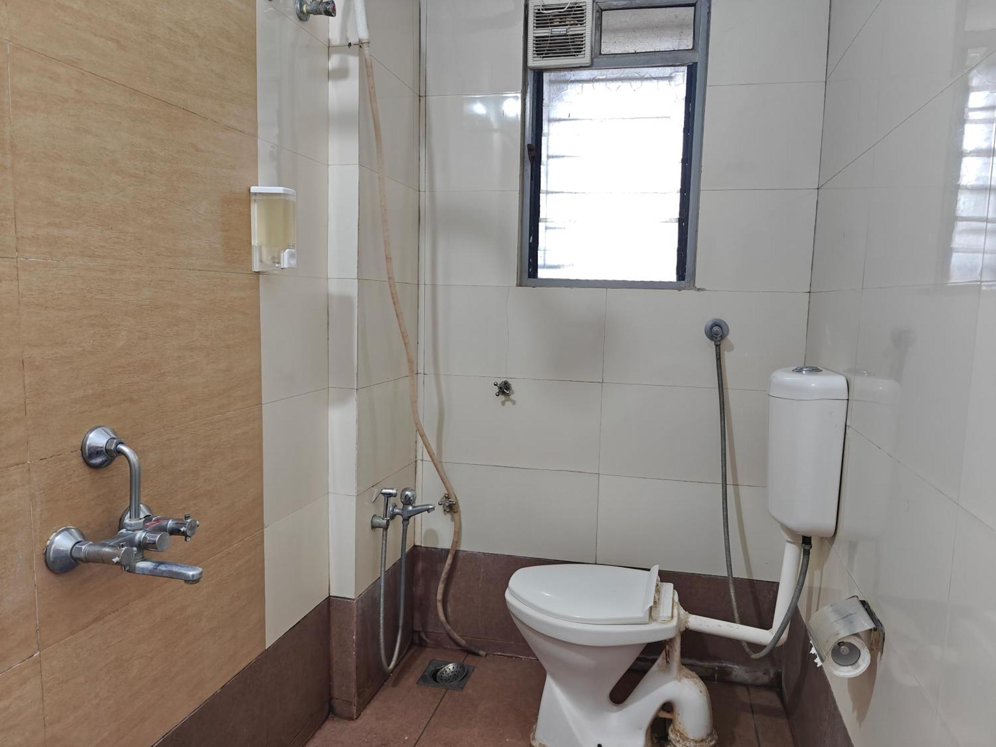 Chandralok Service Apartments Kolhapur Exterior photo